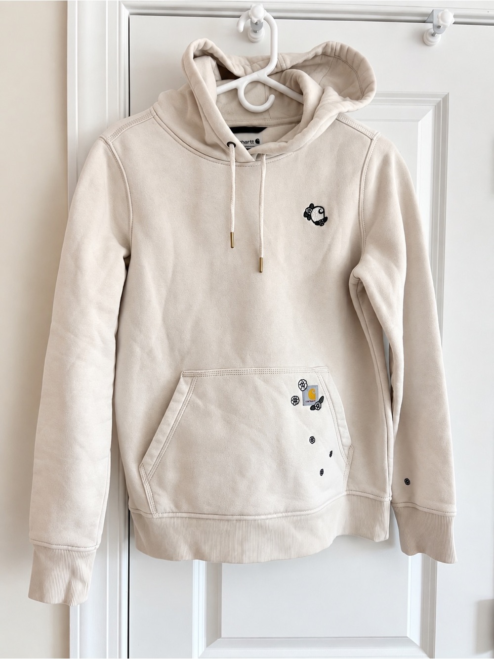 Carhartt Women’s S Relaxed Fit Floral Embroidered Hoodie Cream Beige